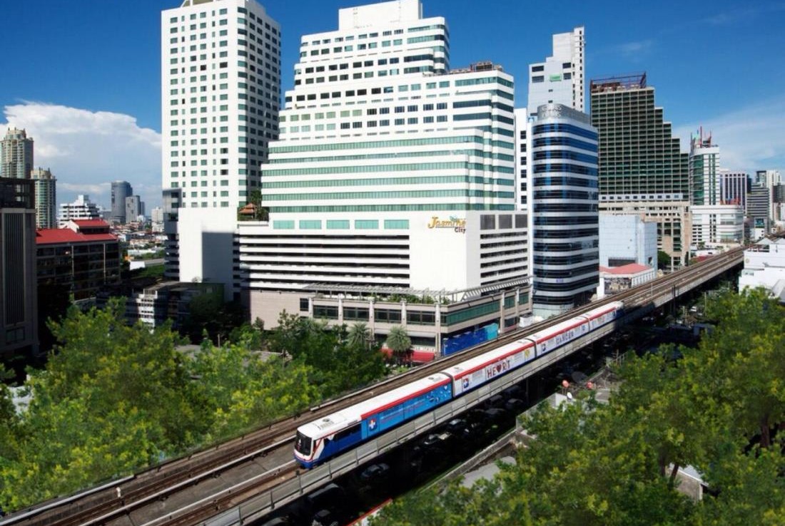 Jasmine City Building